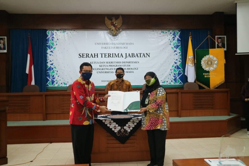 Serah Terima Jabatan Ketua Dan Sekretaris Departemen Serta Ketua ...