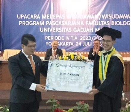 Upacara Pelepasan Wisudawan/Wati Program Pascasarjana Periode IV T.A. 2023/2024