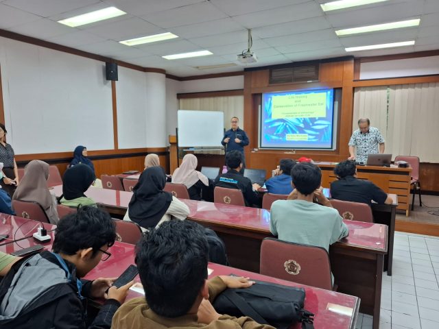 Kuliah Tamu Dasar Ikhtiologi dengan Prof. Noritaka Mochioka, Kyushu University