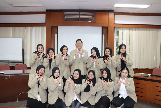 Seminar Proposal Penelitian Tesis Mahasiswa Program Magister Angkatan 2024/2025 (Semester Gasal)
