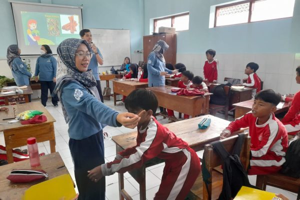 48fc2b53-0c31-418b-9e06-0ff9a7f05d15