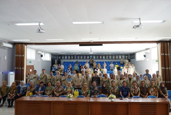 Keeping Research on Track, UGM Biology PhD Candidates Present their Research Progress