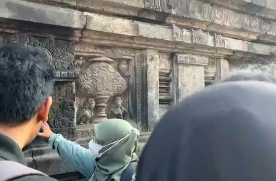 Ethnobiology Field Course of UGM’s Master of Biology Program at Prambanan Temple: Integrating Biodiversity and Cultural Heritage through Classical Javanese Reliefs