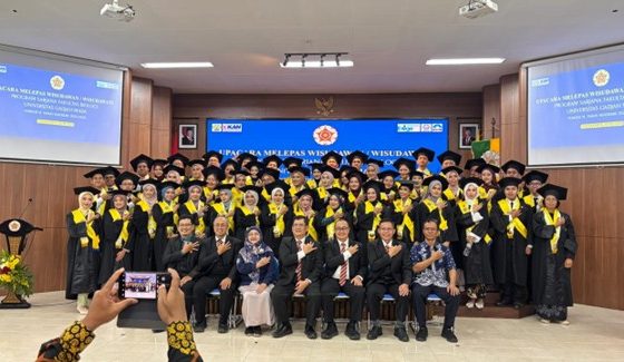 Upacara Melepas Wisudawan-Wisudawati Program Sarjana Fakultas Biologi Universitas Gadjah Mada Periode III Tahun Akademik 2025/2026