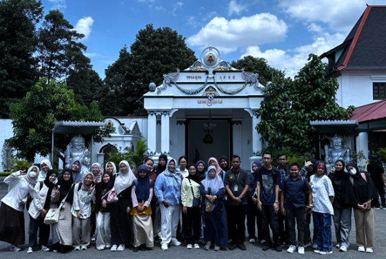 Ethnobotany Lecture at the Museum of Kedhaton, Yogyakarta: Unveiling the Beauty of Javanese Rituals from the Perspective of Plant Diversity and Symbolism in the Human Life Cycle