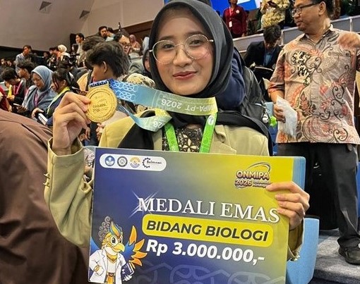 Mahasiswa Fakultas Biologi UGM Raih Medali Emas Bidang Biologi pada ONMIPA-PT Nasional 2026