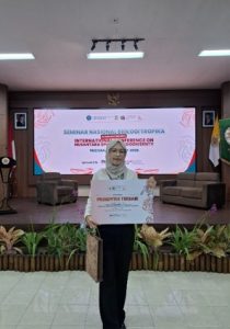 Raih Best Presenter Seminar Nasional Biologi Tropika (SNBT) 2026, Mahasiswi Biologi Universitas Gadjah Mada Soroti Permasalahan Budidaya Cabai Lokal Indonesia