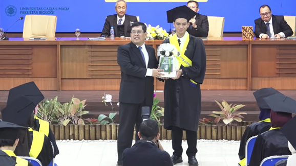 wisuda agustus 2026 7
